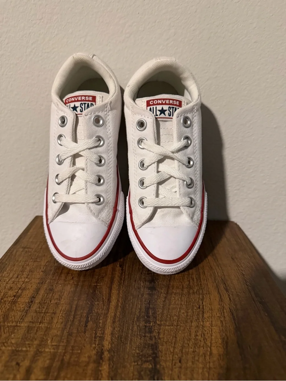 Converse Kids White Canvas Low-Top Sneakers with Red Stripe